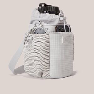 Davne Dover Sloan Water Bottle Sling in Fog